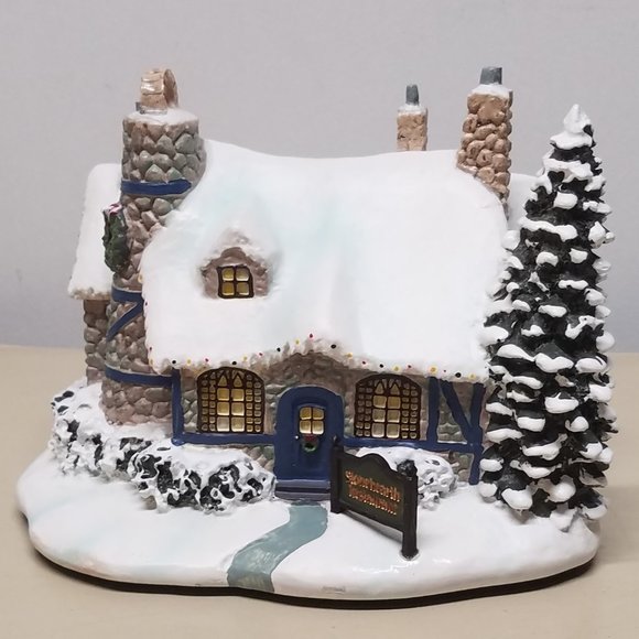 Hawthorn Village Thomas Kinkade Christmas Light Up Stonehearth Restaurant - Picture 1 of 9